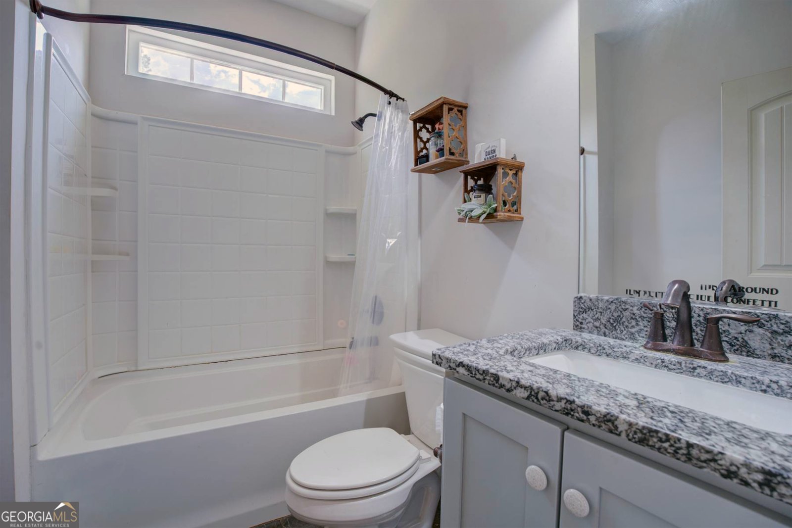 42 Bay Tree Court Richmond Hill - 2