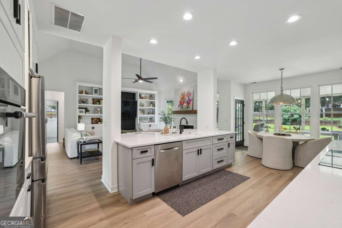 570 Arbor North Way Milton - 10