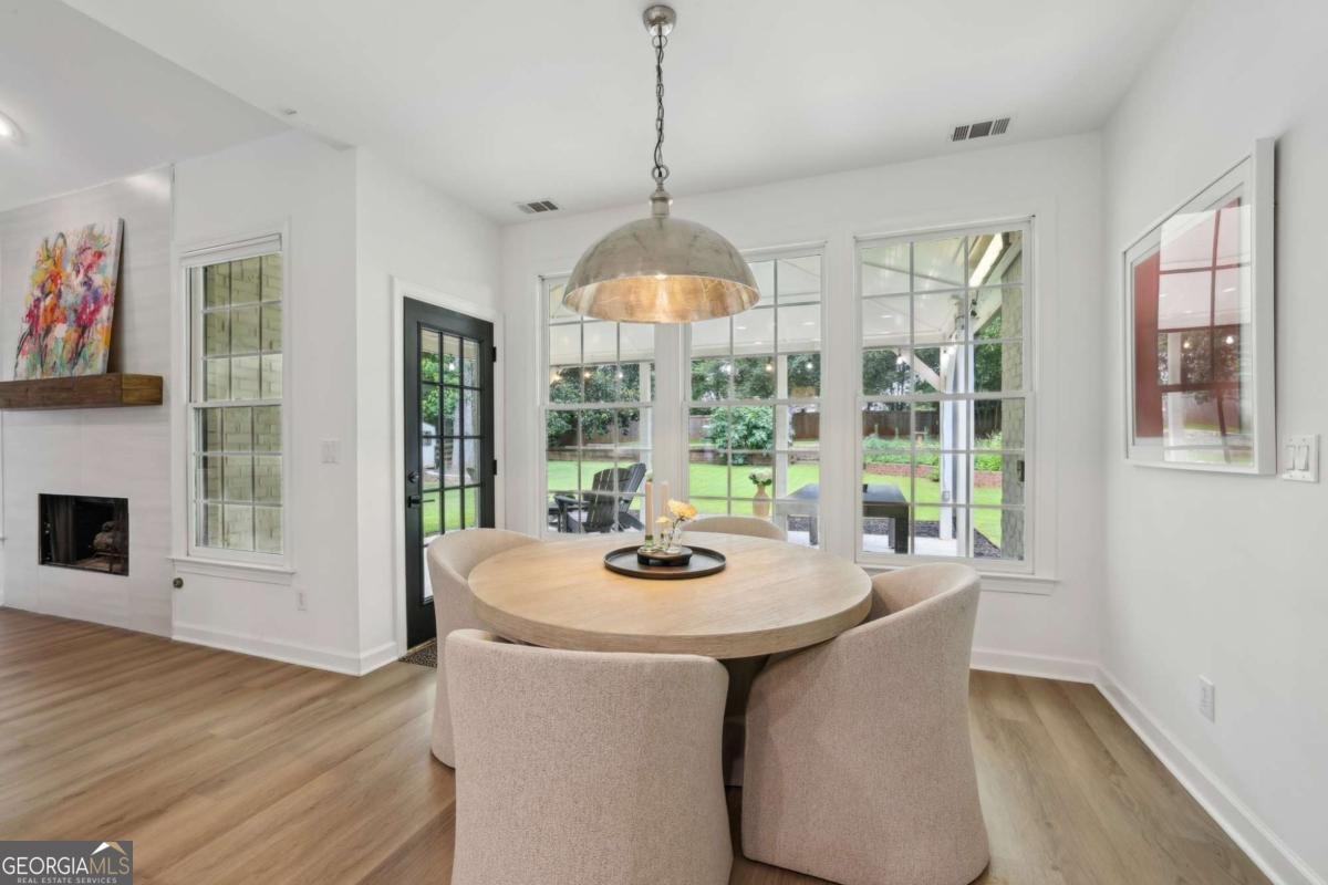 570 Arbor North Way Milton - 12