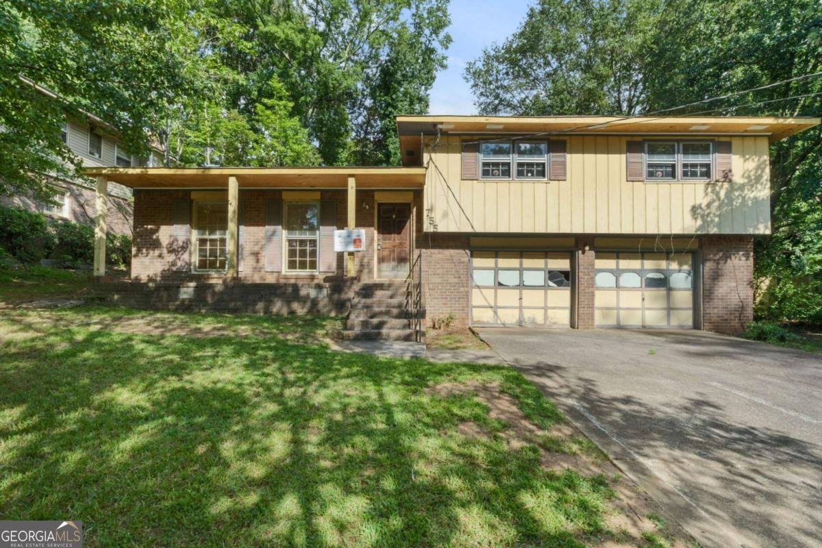 755 San Miguel Drive Stone Mountain - 1