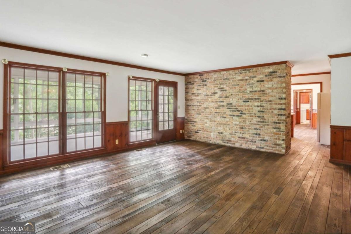 5622 Williamsburg Drive Norcross - 6