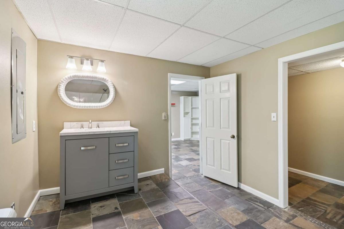 718 Haralson Drive Lilburn - 73