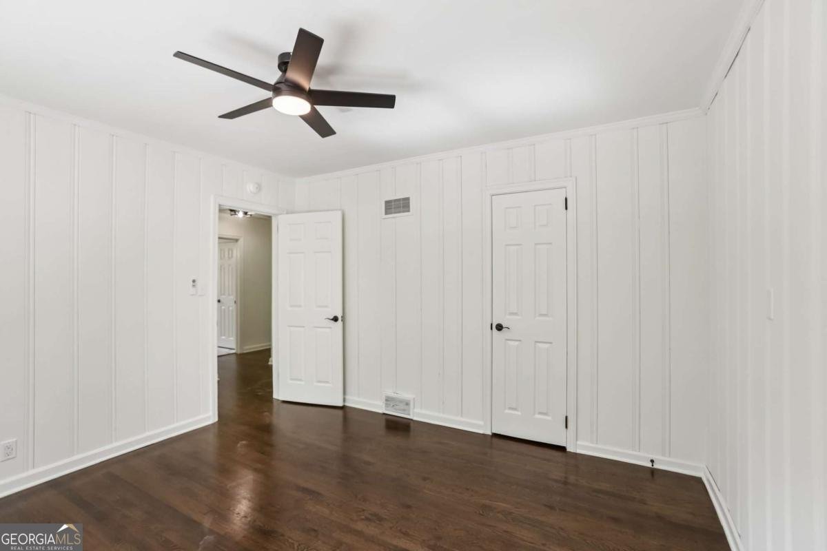 1367 Pollard Drive Atlanta - 18