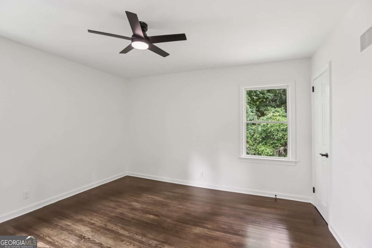 1367 Pollard Drive Atlanta - 22