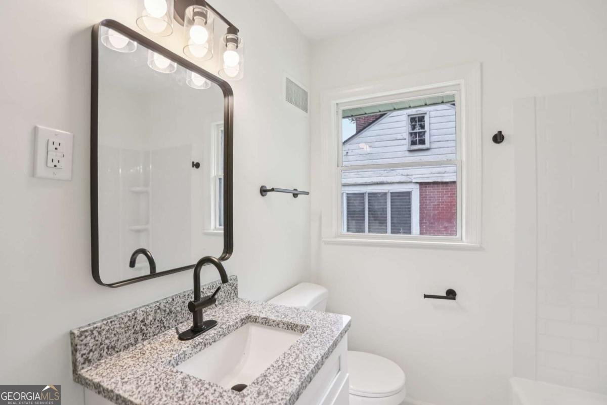 1367 Pollard Drive Atlanta - 25