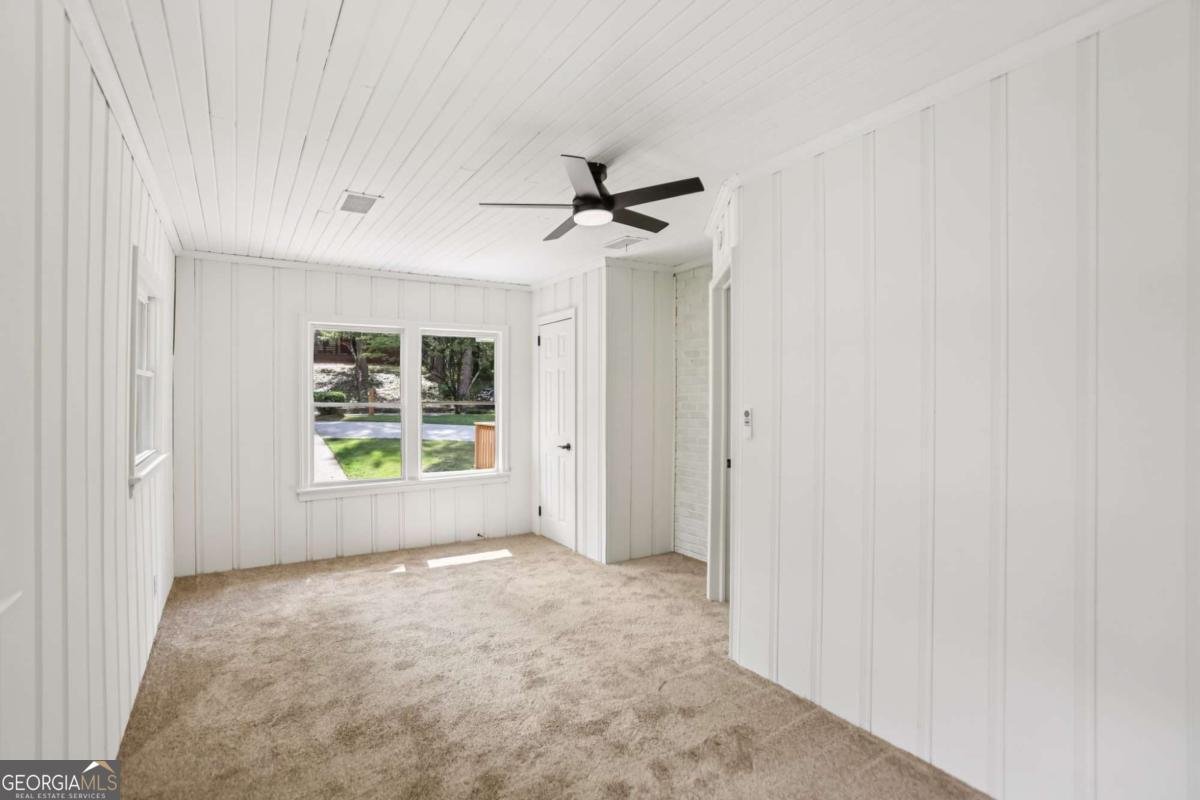 1367 Pollard Drive Atlanta - 26
