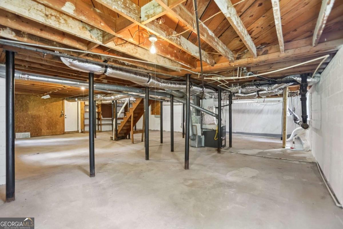 1367 Pollard Drive Atlanta - 30