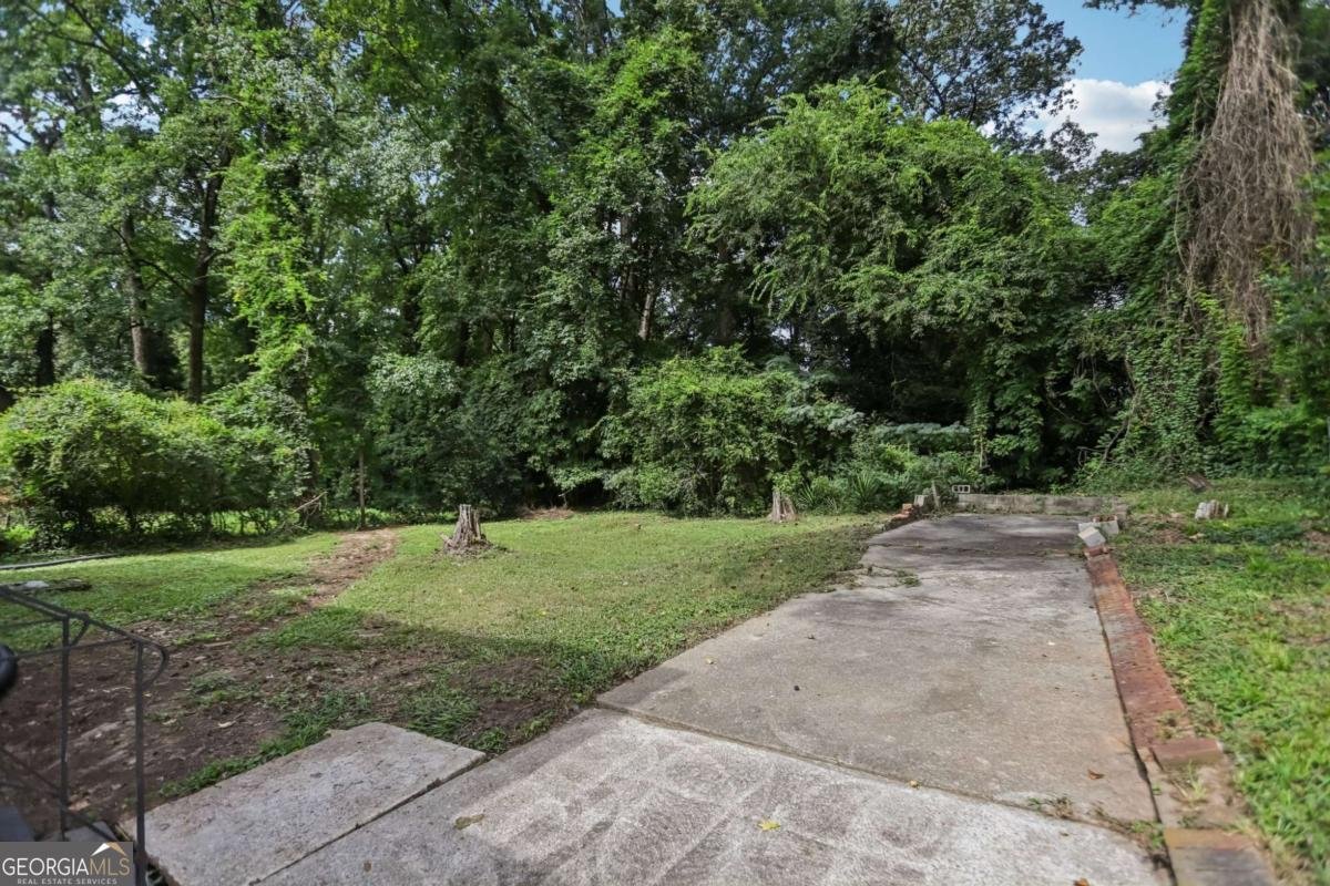 1367 Pollard Drive Atlanta - 37