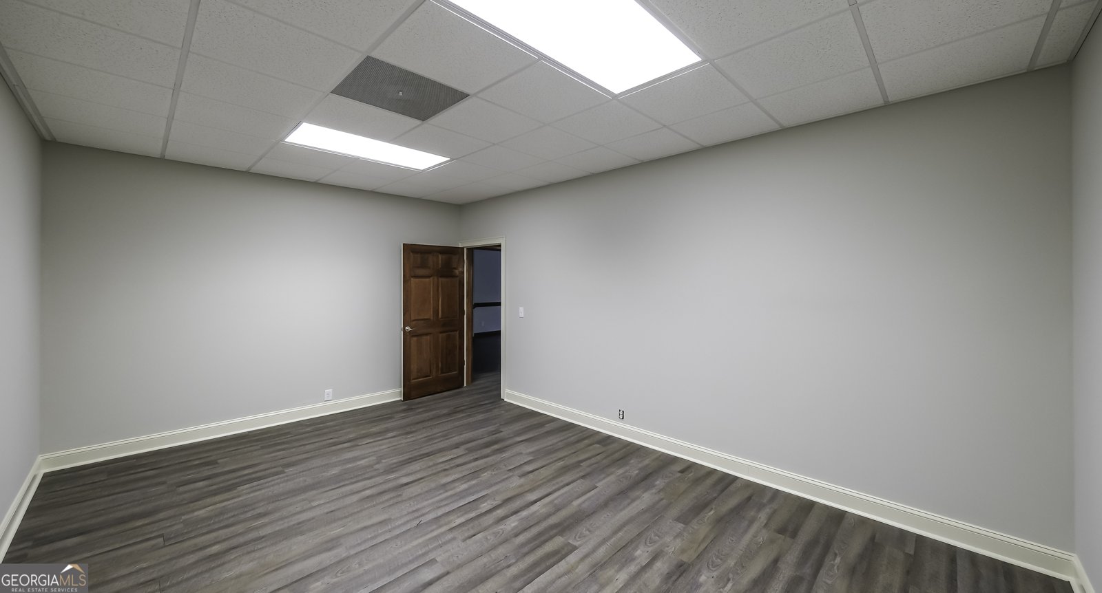 893 SOMERSBY Drive Dallas - 5