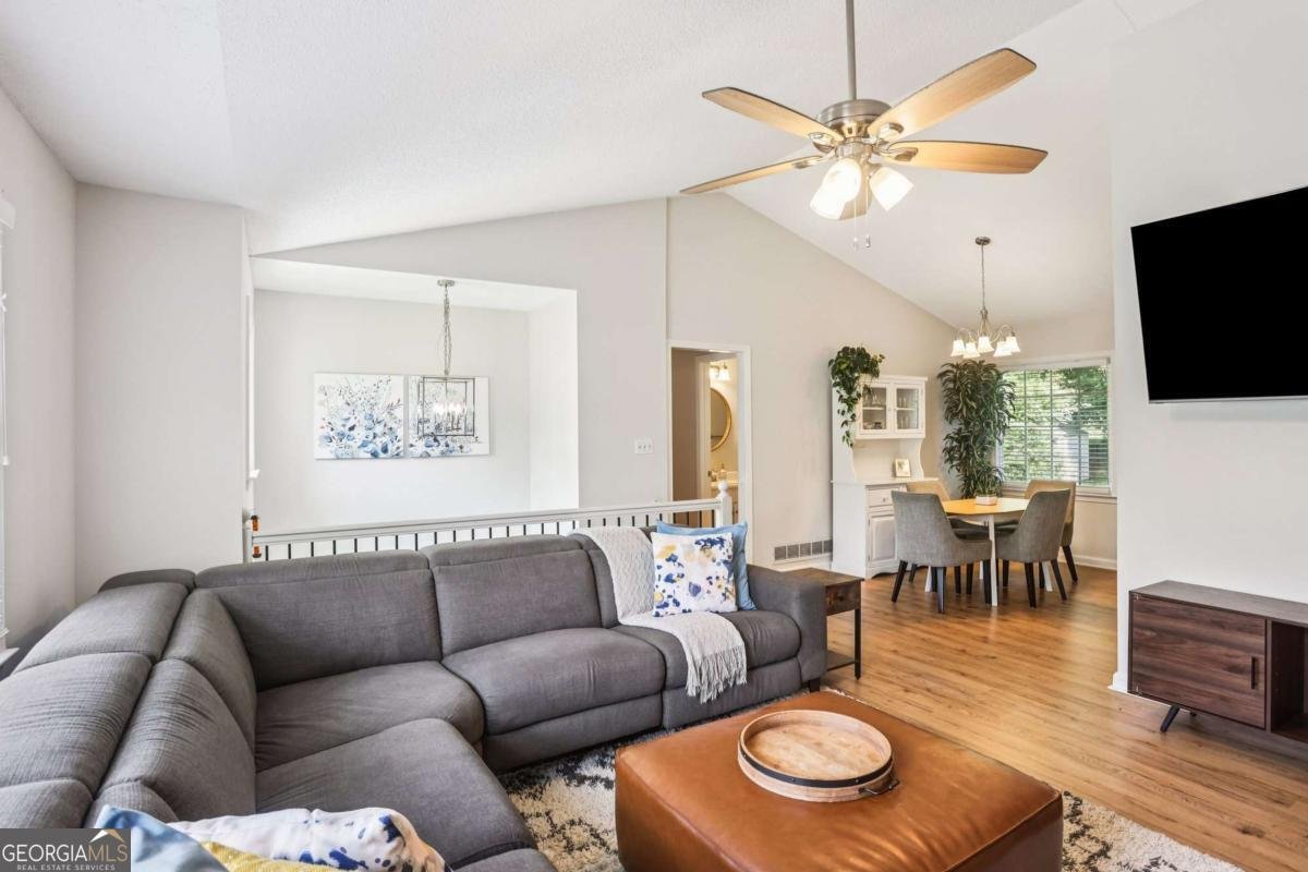 77 Summer Glen Place Dallas - 4