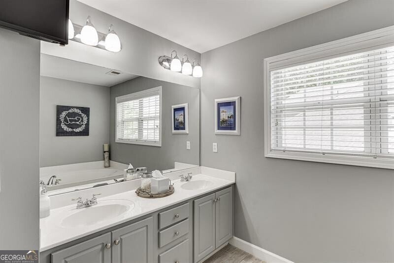 3900 Baluster Court Suwanee - 3