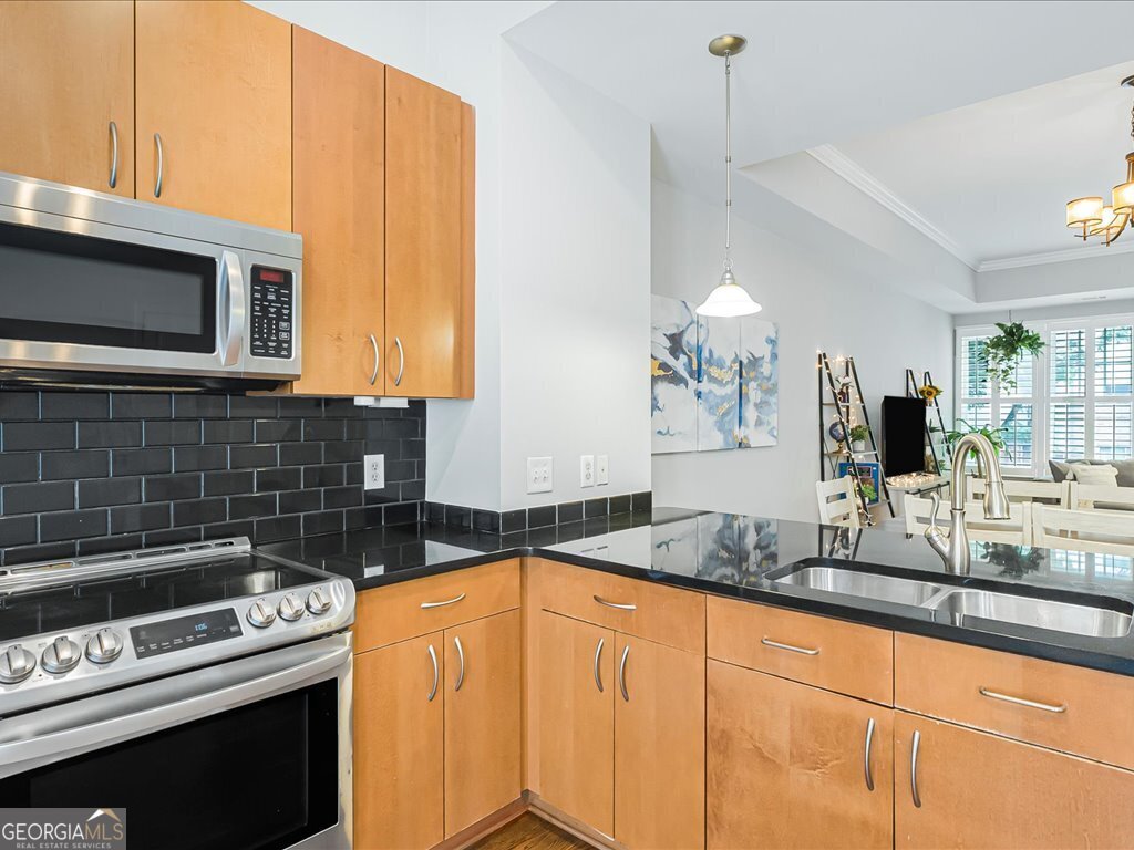 710 Cosmopolitan Drive Atlanta - 14