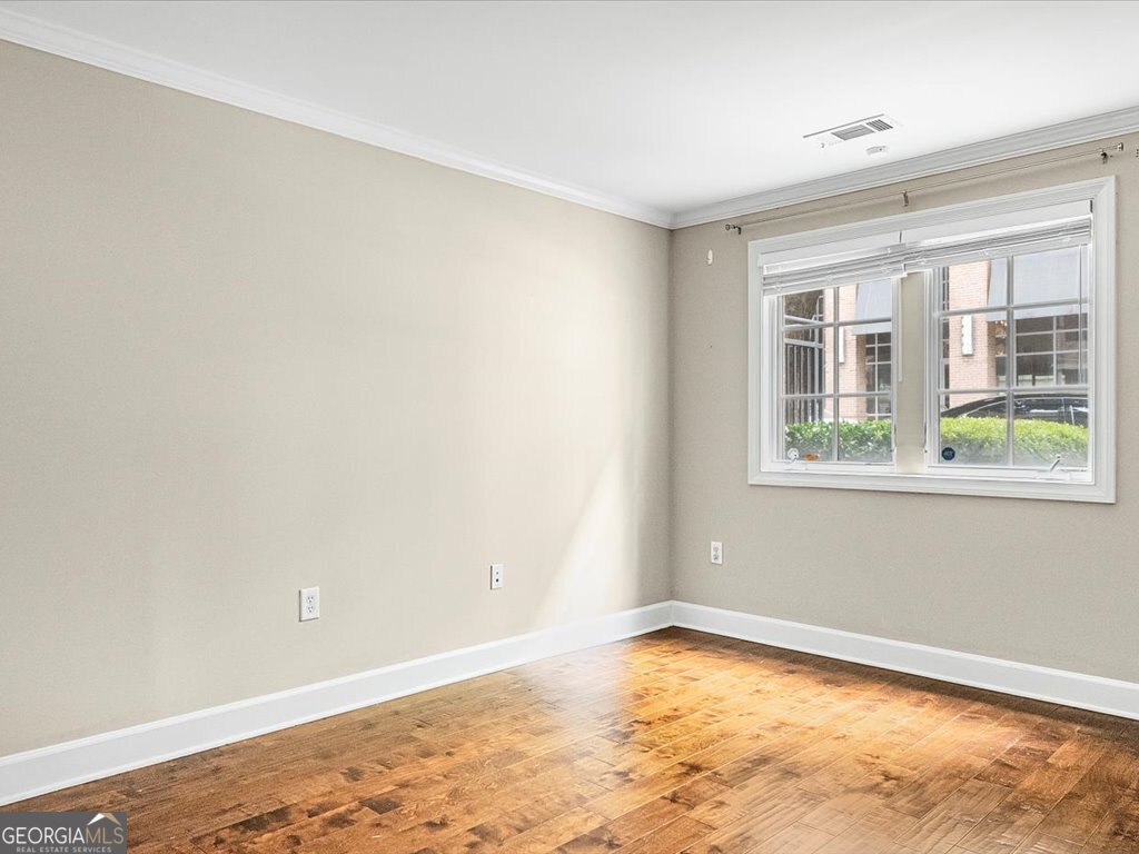 710 Cosmopolitan Drive Atlanta - 29