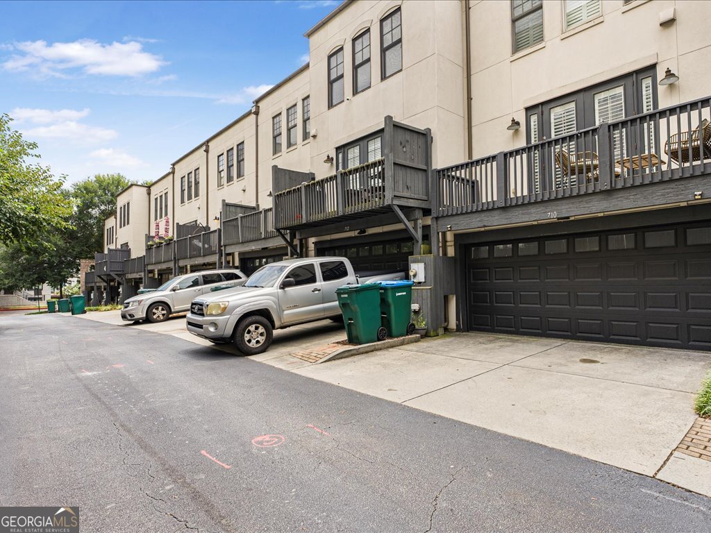 710 Cosmopolitan Drive Atlanta - 32