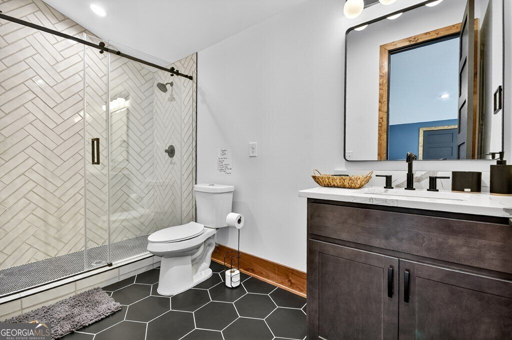 500 Harrison & Ada Road Blue Ridge - 36