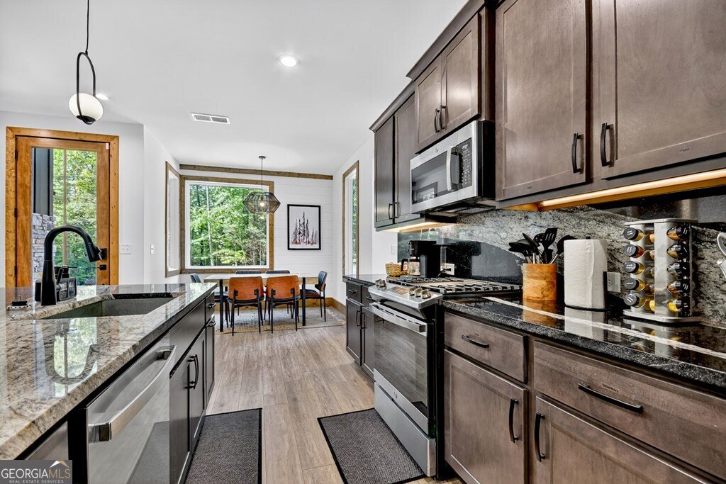 500 Harrison & Ada Road Blue Ridge - 41