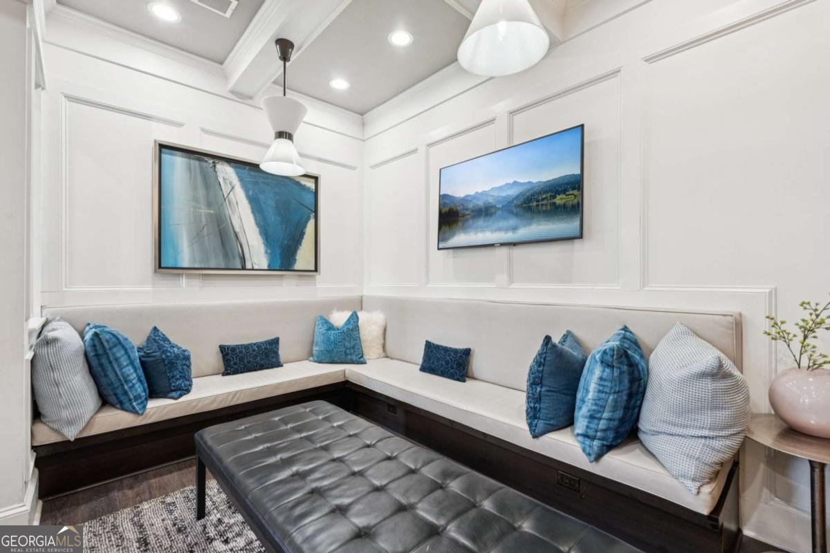 625 Piedmont Avenue Atlanta - 24