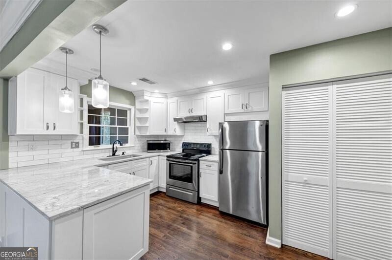 144 Woodmere Square Atlanta - 1