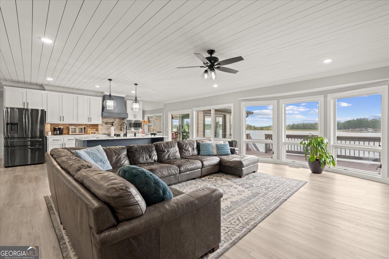 1127 Lakeshore Court Villa Rica - 12