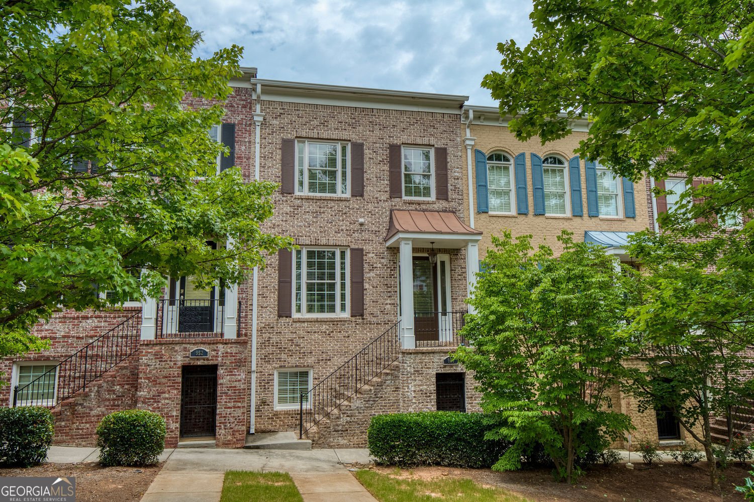 956 Persimmon Point Sandy Springs - 1