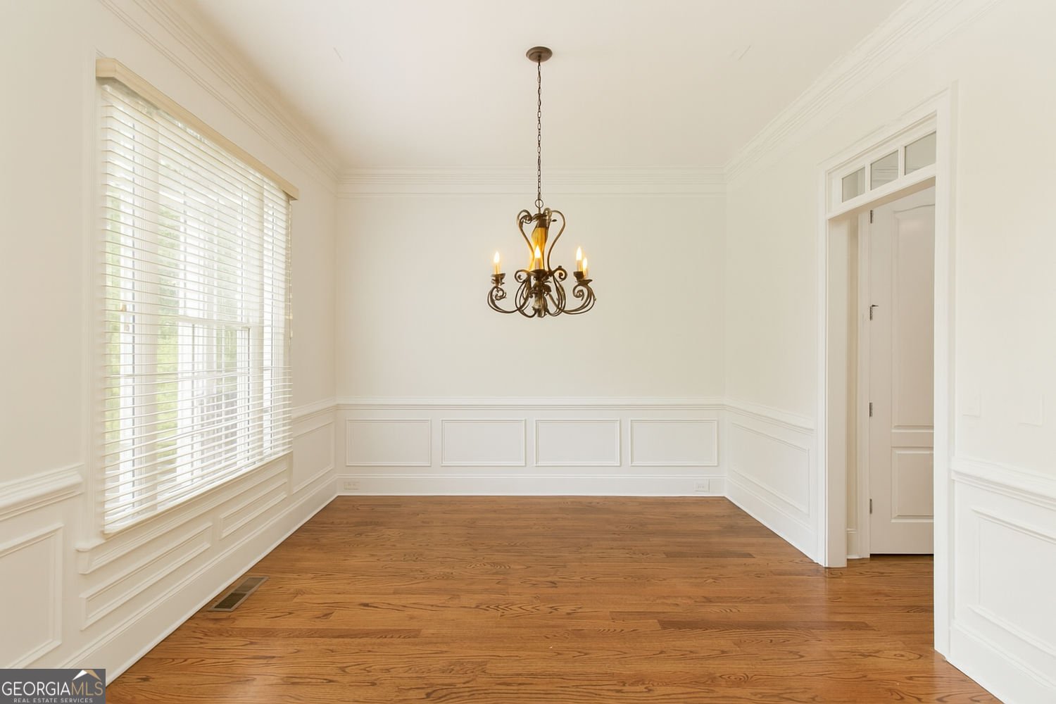 956 Persimmon Point Sandy Springs - 6