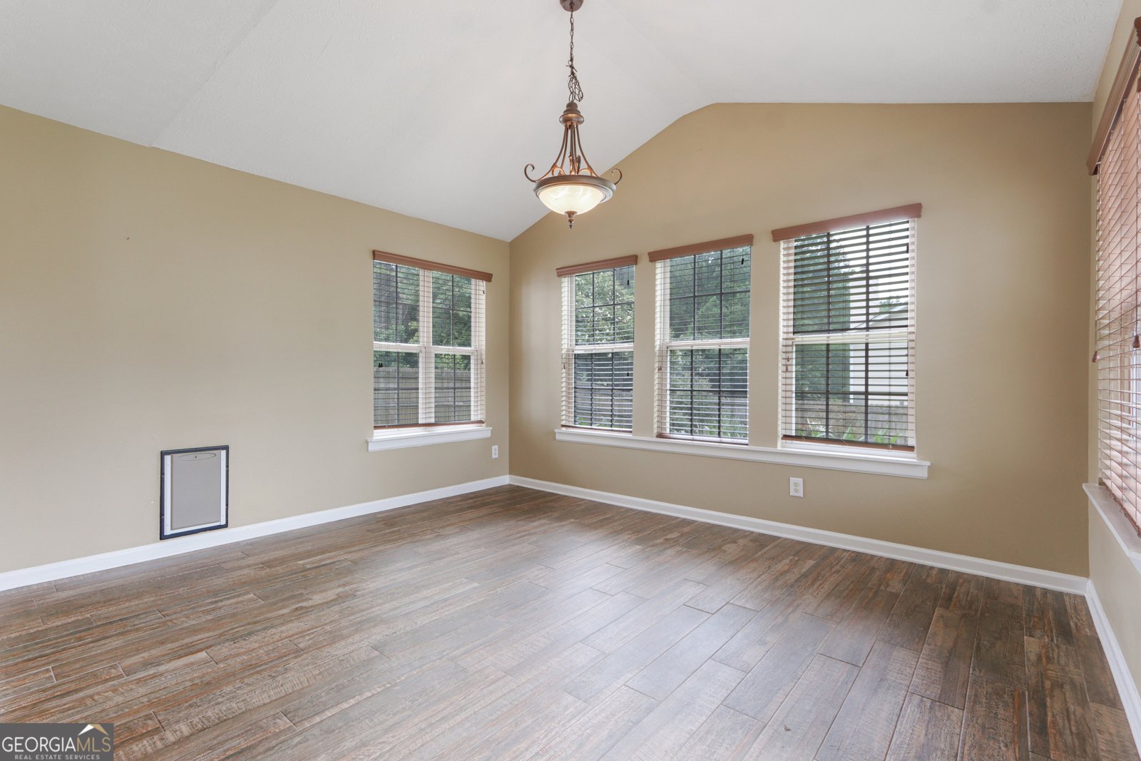 3998 Brushy Ridge Way Suwanee - 27