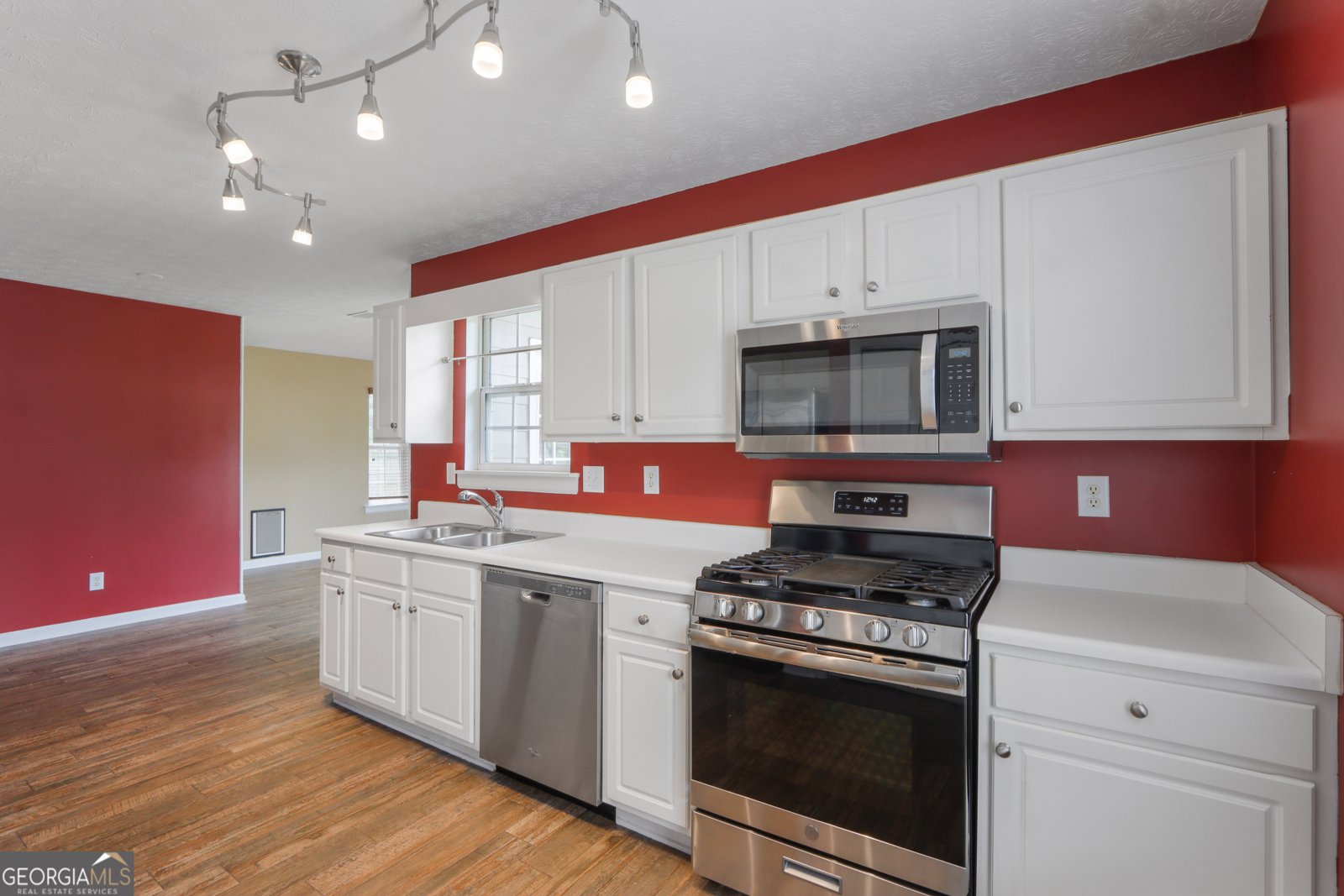 3998 Brushy Ridge Way Suwanee - 33