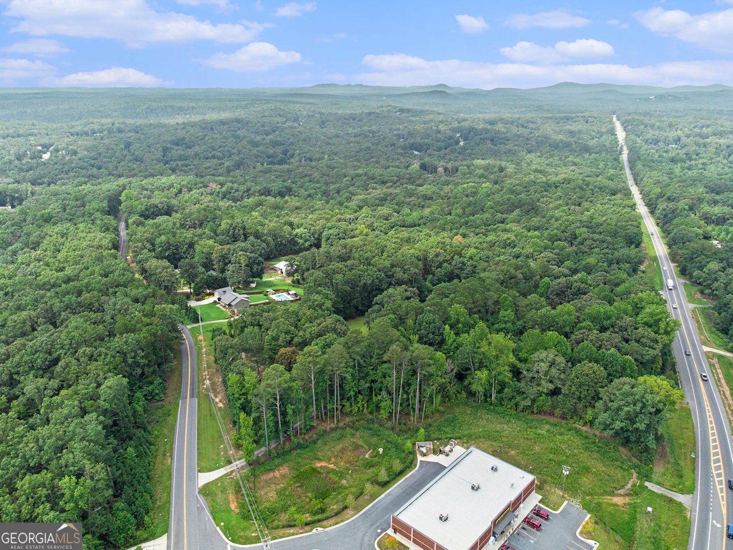 2841 Upper Sweetwater Trail White - 42