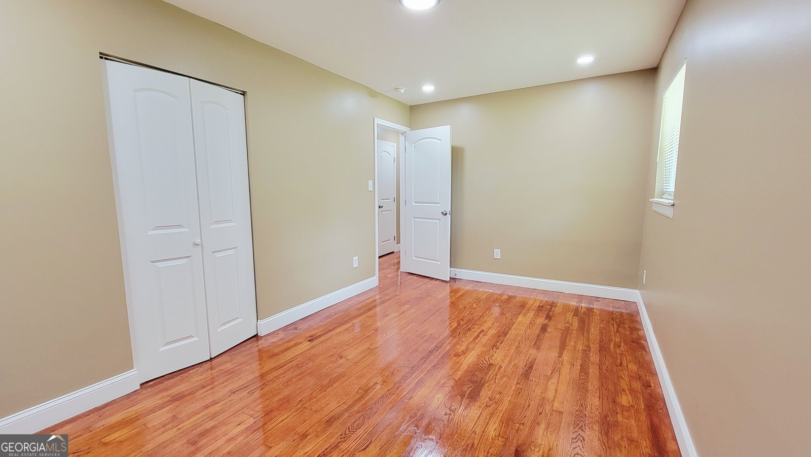 4491 Glade Road Forest Park - 18