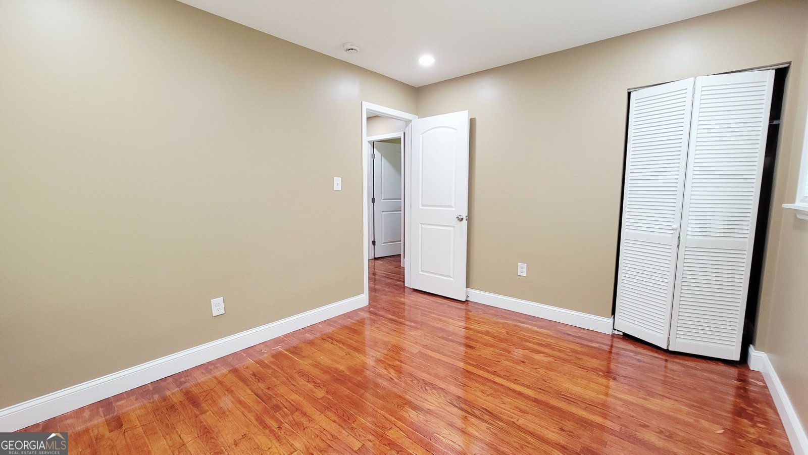 4491 Glade Road Forest Park - 20