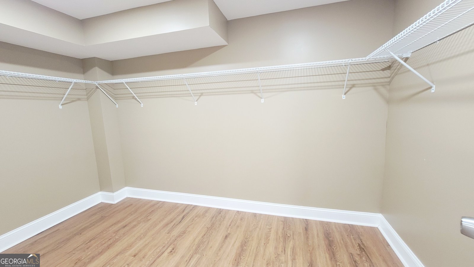 4491 Glade Road Forest Park - 6