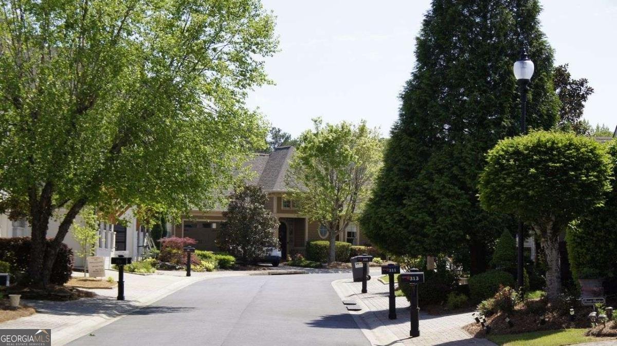 690 Stickley Oak Way Woodstock - 37