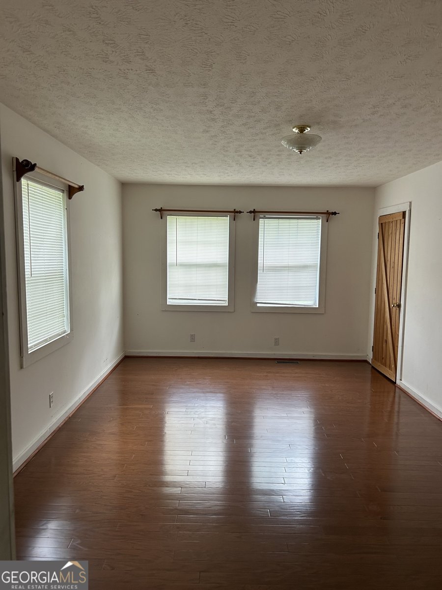 832 Pointe South Drive Lineville - 14