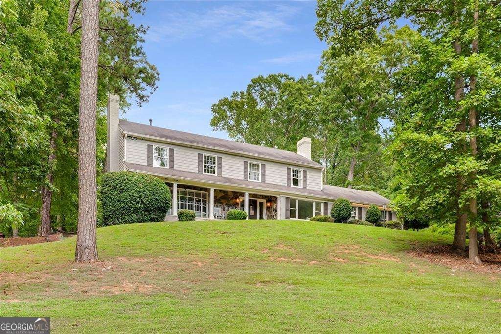 2660 Spalding Drive Atlanta - 1