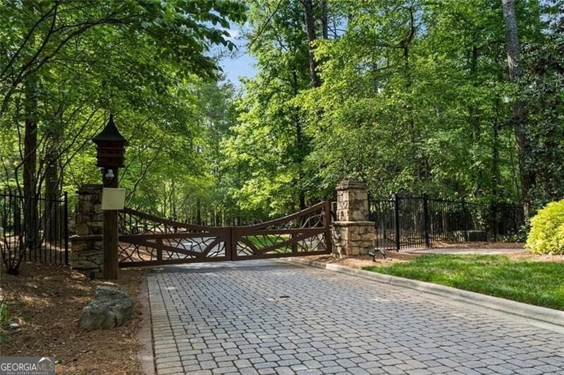 989 Middle Fork Trail Suwanee - 76