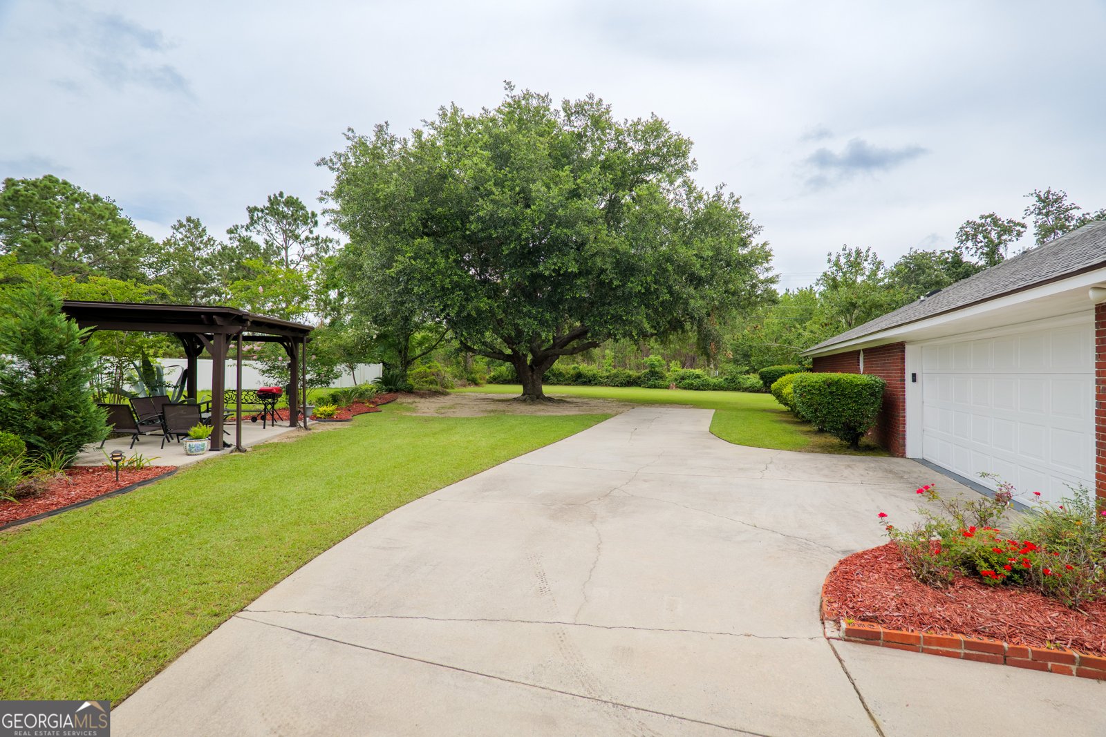 5318 Mimosa Circle Lake Park - 34
