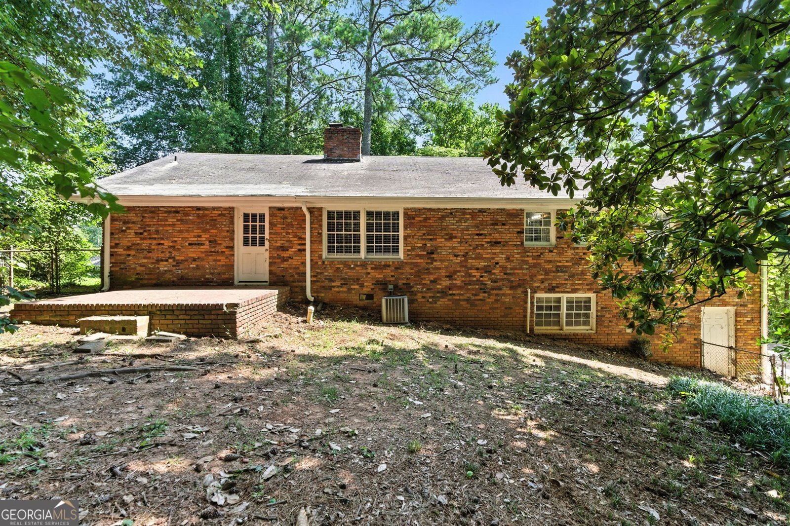 2511 Meadow Lark Drive East Point - 1