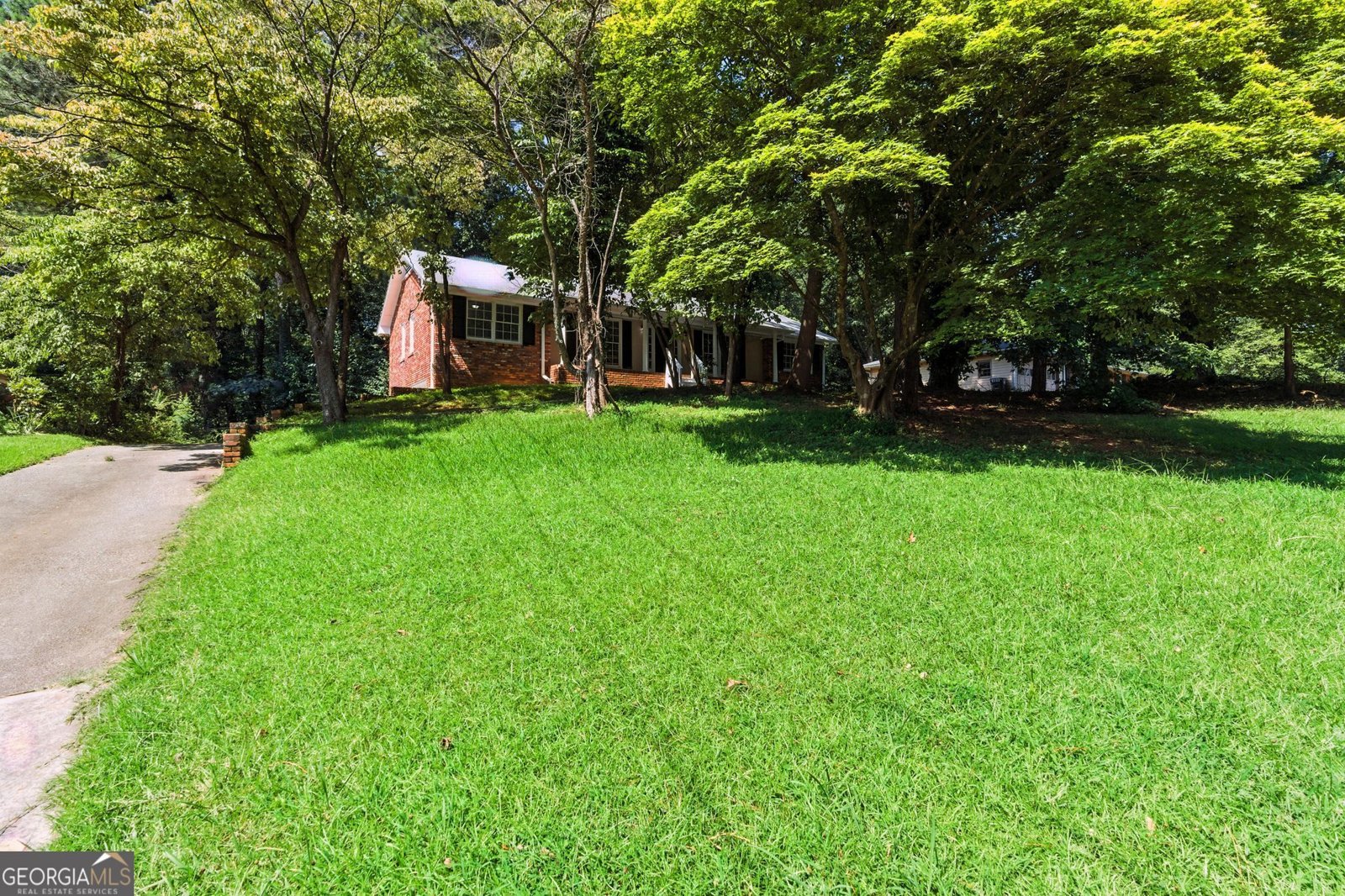 2511 Meadow Lark Drive East Point - 6