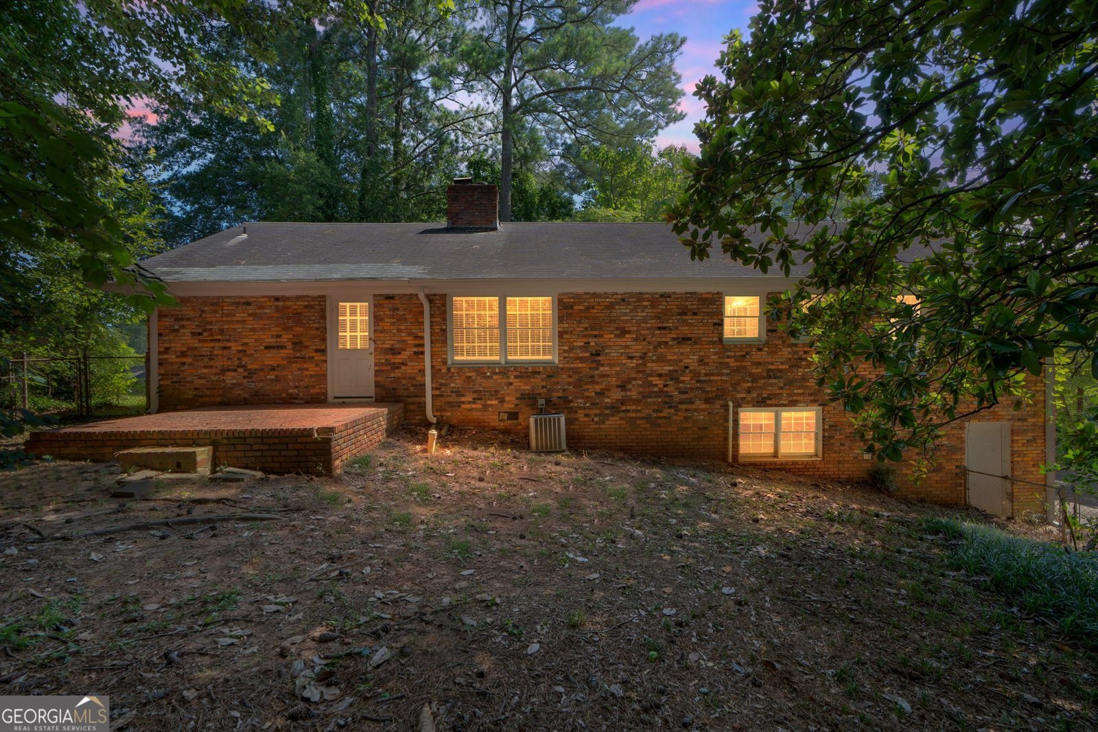 2511 Meadow Lark Drive East Point - 7