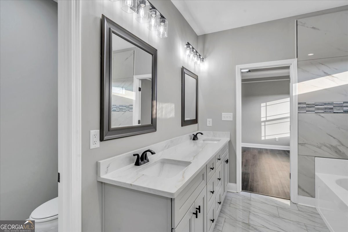 202 Eric Court Byron - Photo 30