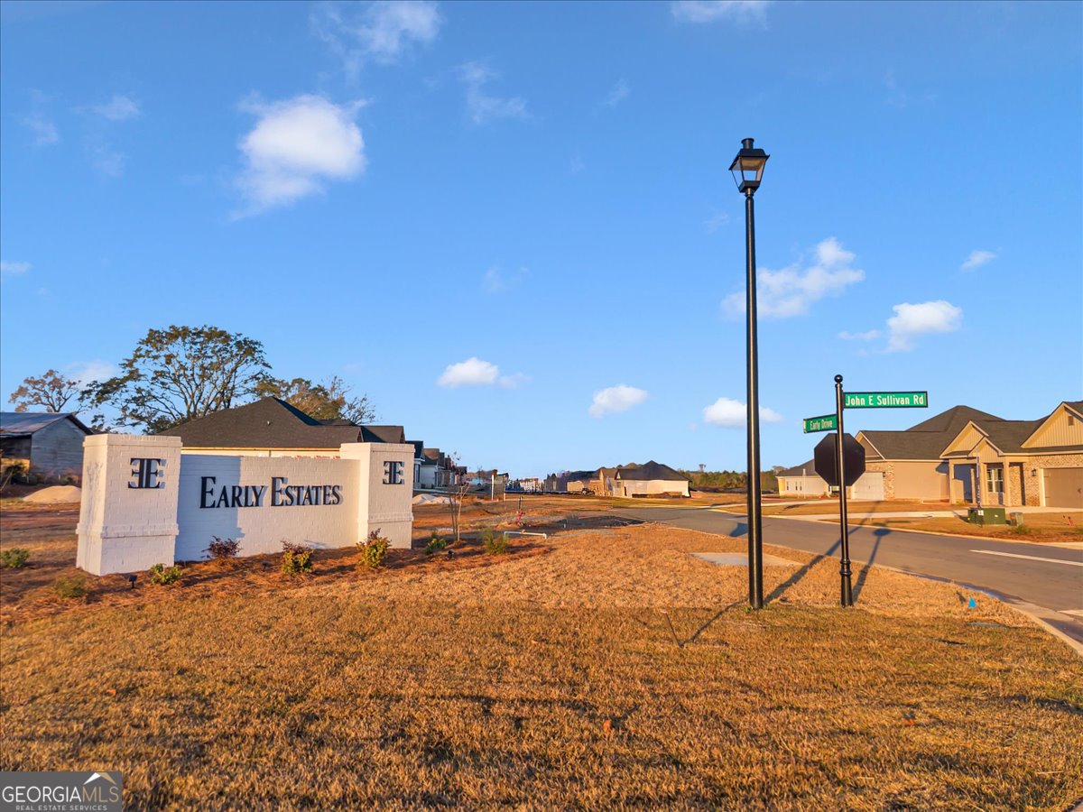 202 Eric Court Byron - Photo 40