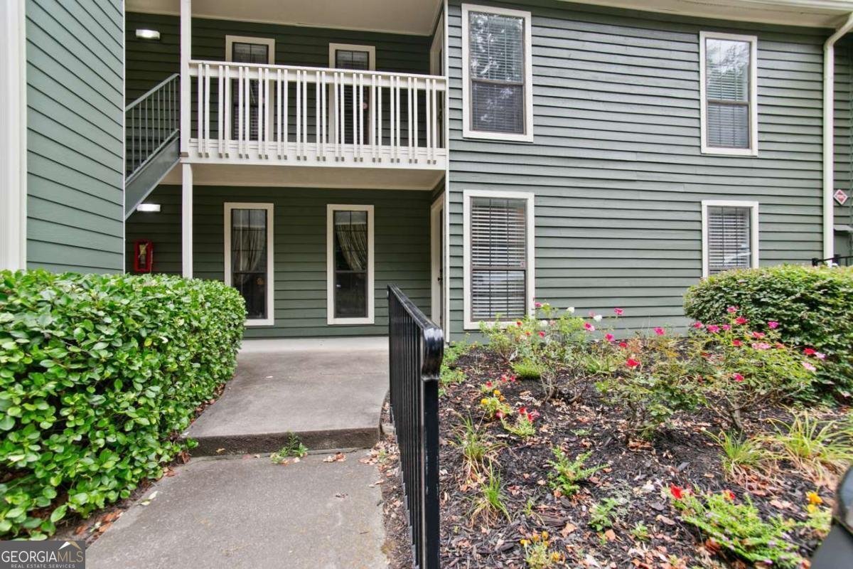4509 Vinings Central Trace Atlanta - 1