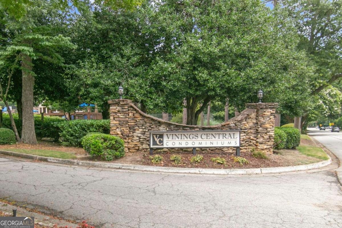 4509 Vinings Central Trace Atlanta - 2