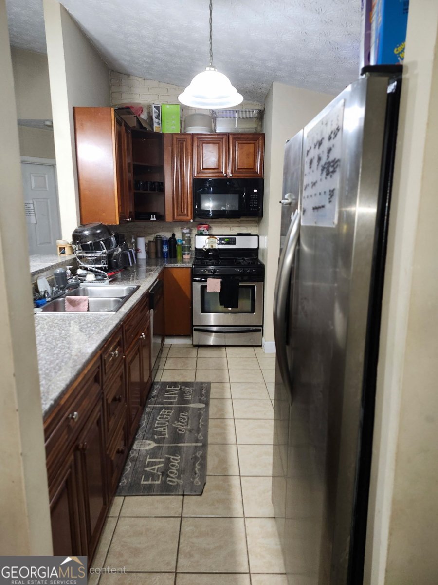 837 Forest Path Stone Mountain - 11