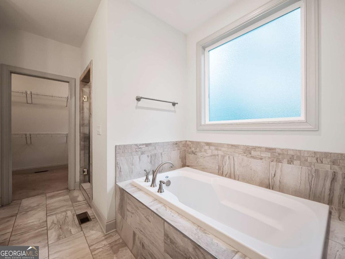 4211 Quail Creek Drive Flowery Branch - 33