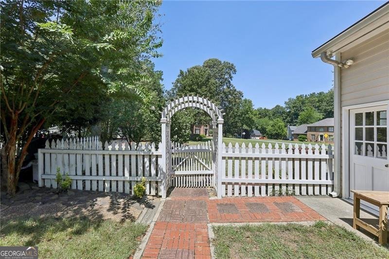 1482 Oak Springs Drive Marietta - 33