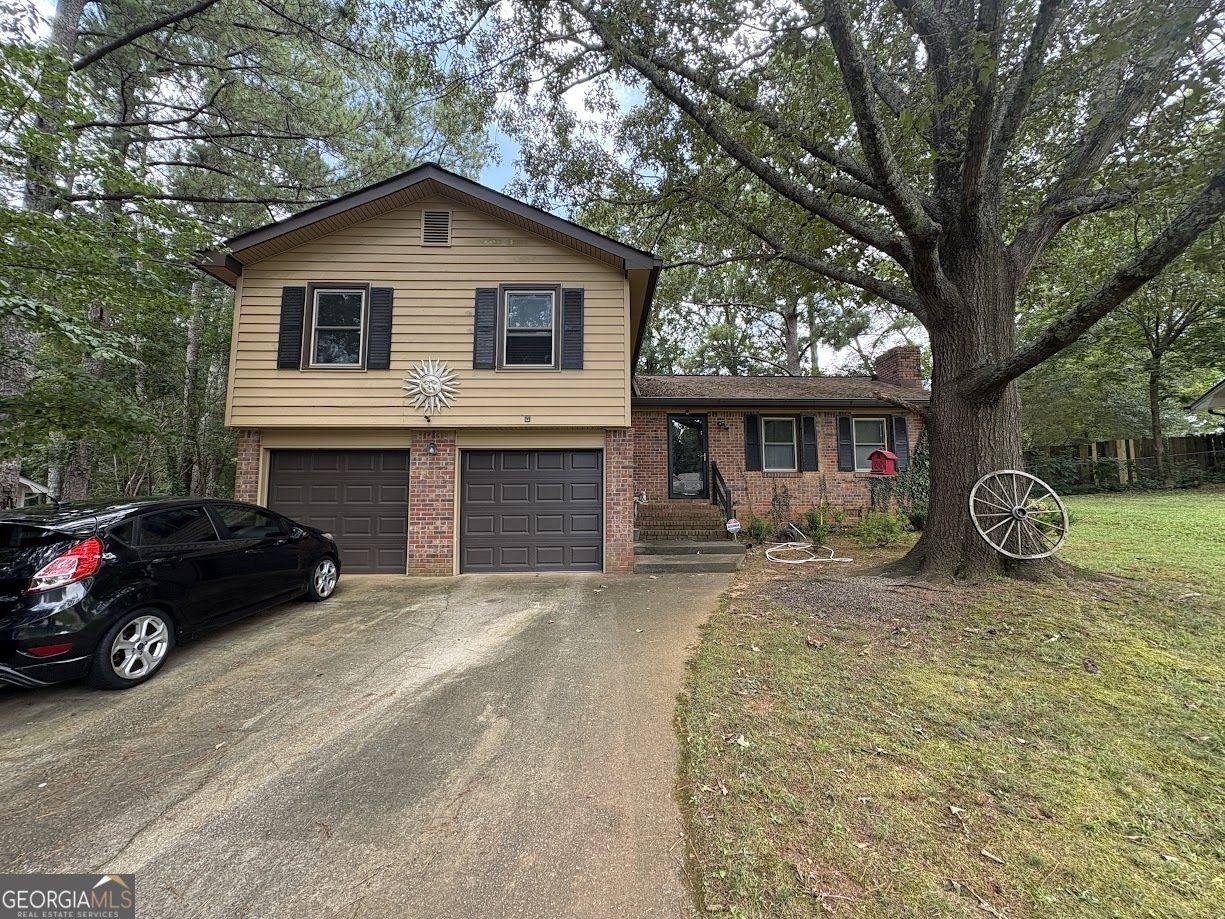 557 Greenview Avenue Conyers - 1