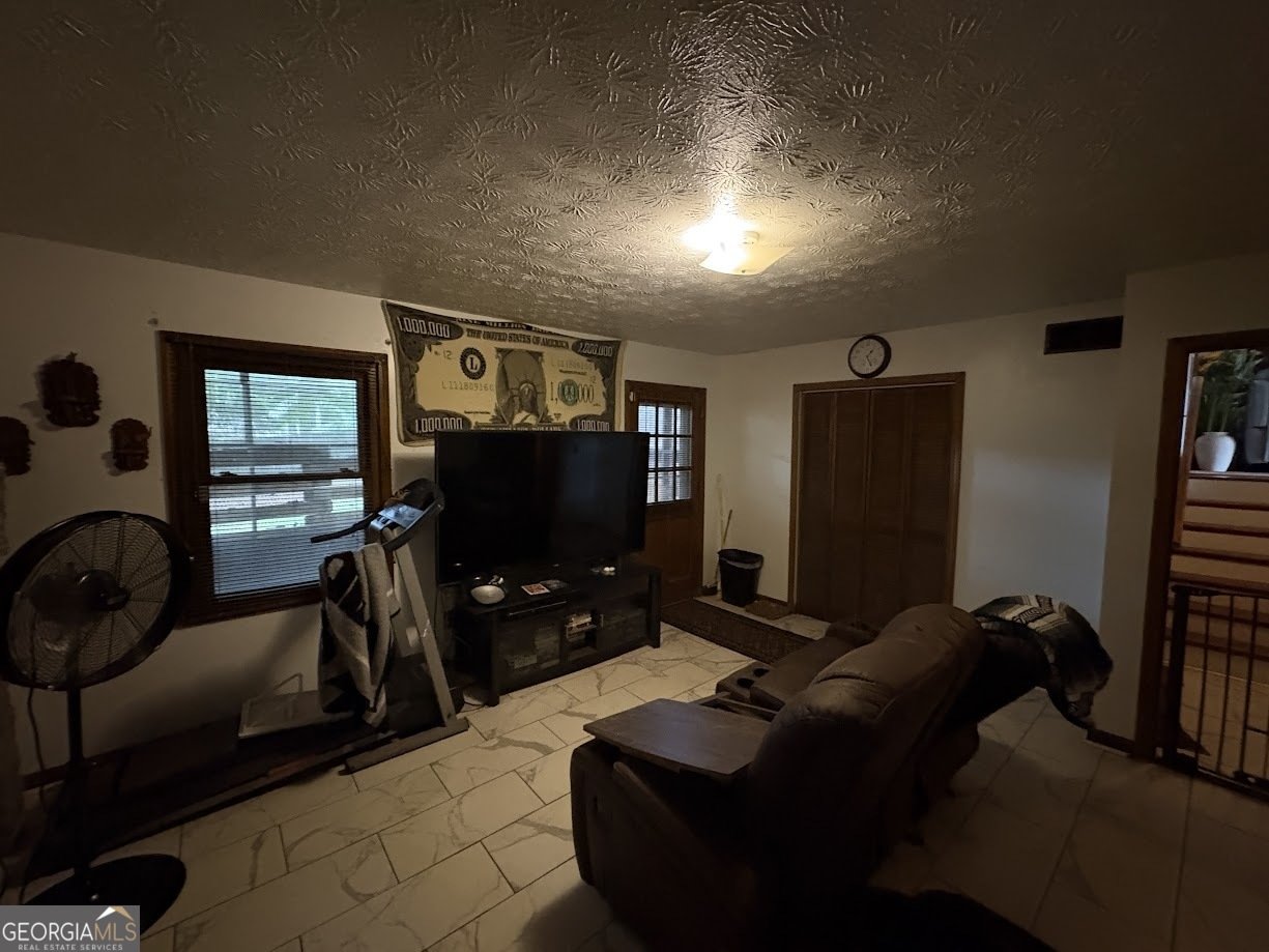 557 Greenview Avenue Conyers - 15