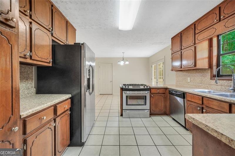 50 OAK LEAF Drive Stockbridge - 14
