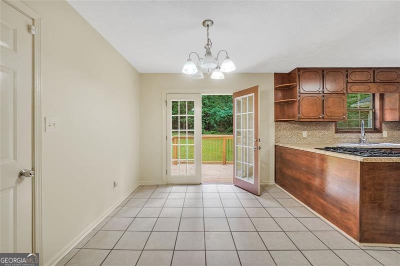 50 OAK LEAF Drive Stockbridge - 18